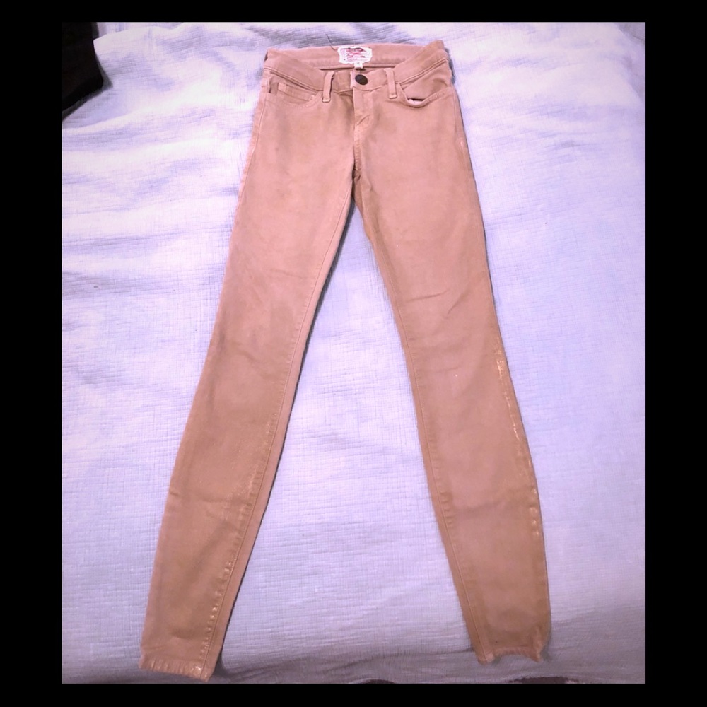 Current Elliot skinnys!